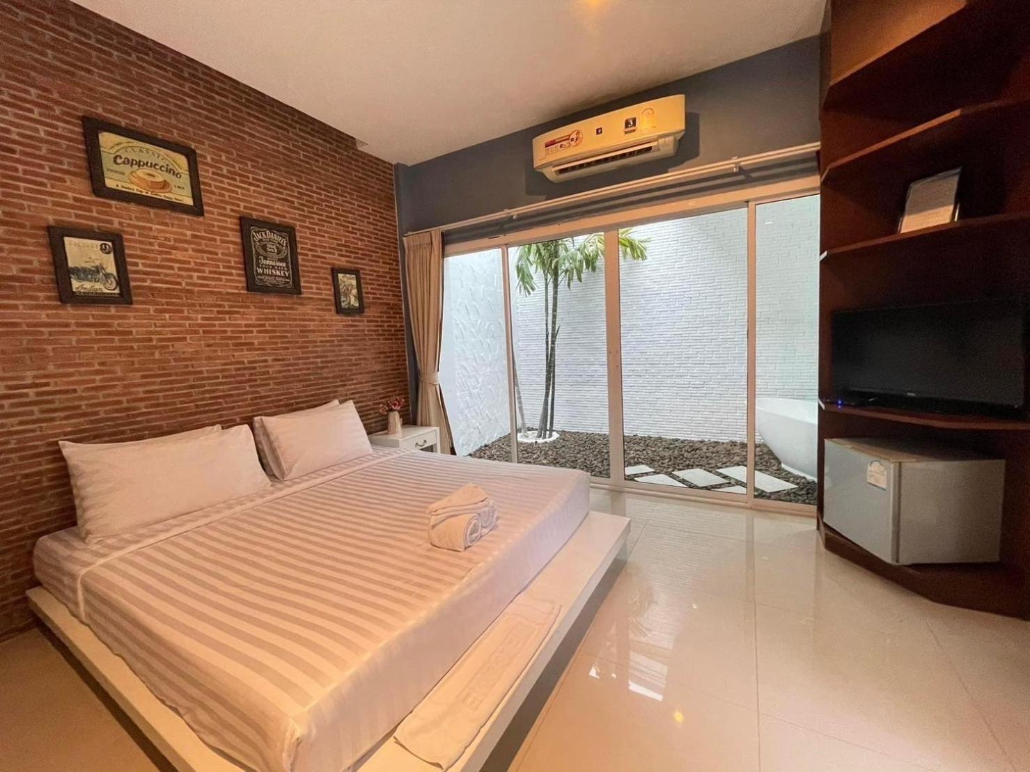 Milano Huahin Hotel Kültér fotó
