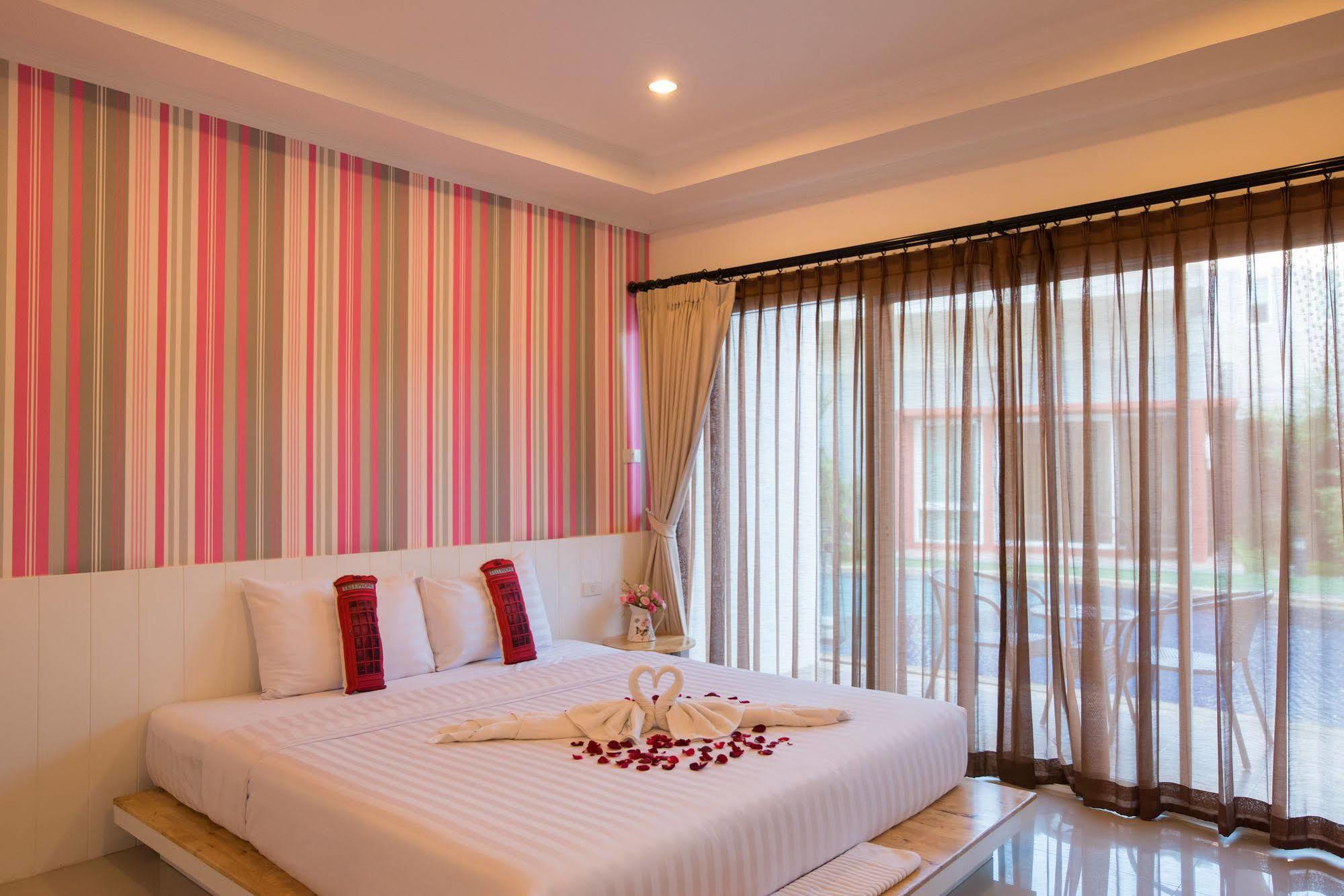 Milano Huahin Hotel Kültér fotó